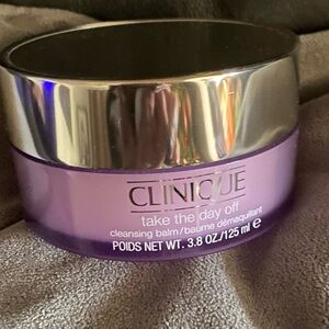 Clinique Purple Cleansing Balm - Take The Day Off